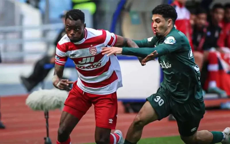 انتصار كاسح.. النادي الإفريقي يطيح بالنجم الساحلي ويتقاسم صدارة الدوري التونسي مع الترجي